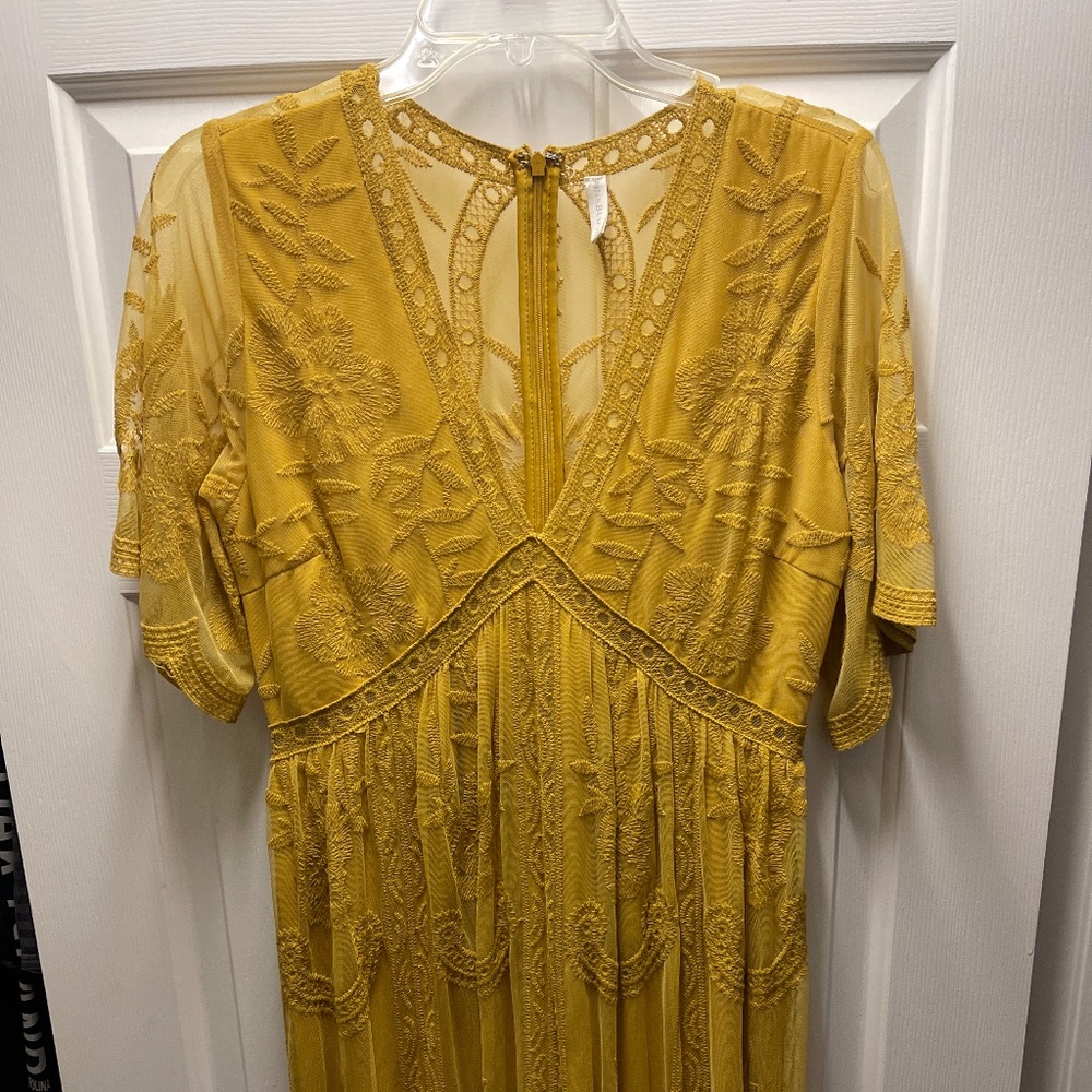 Pink blush mustard maternity dress medium